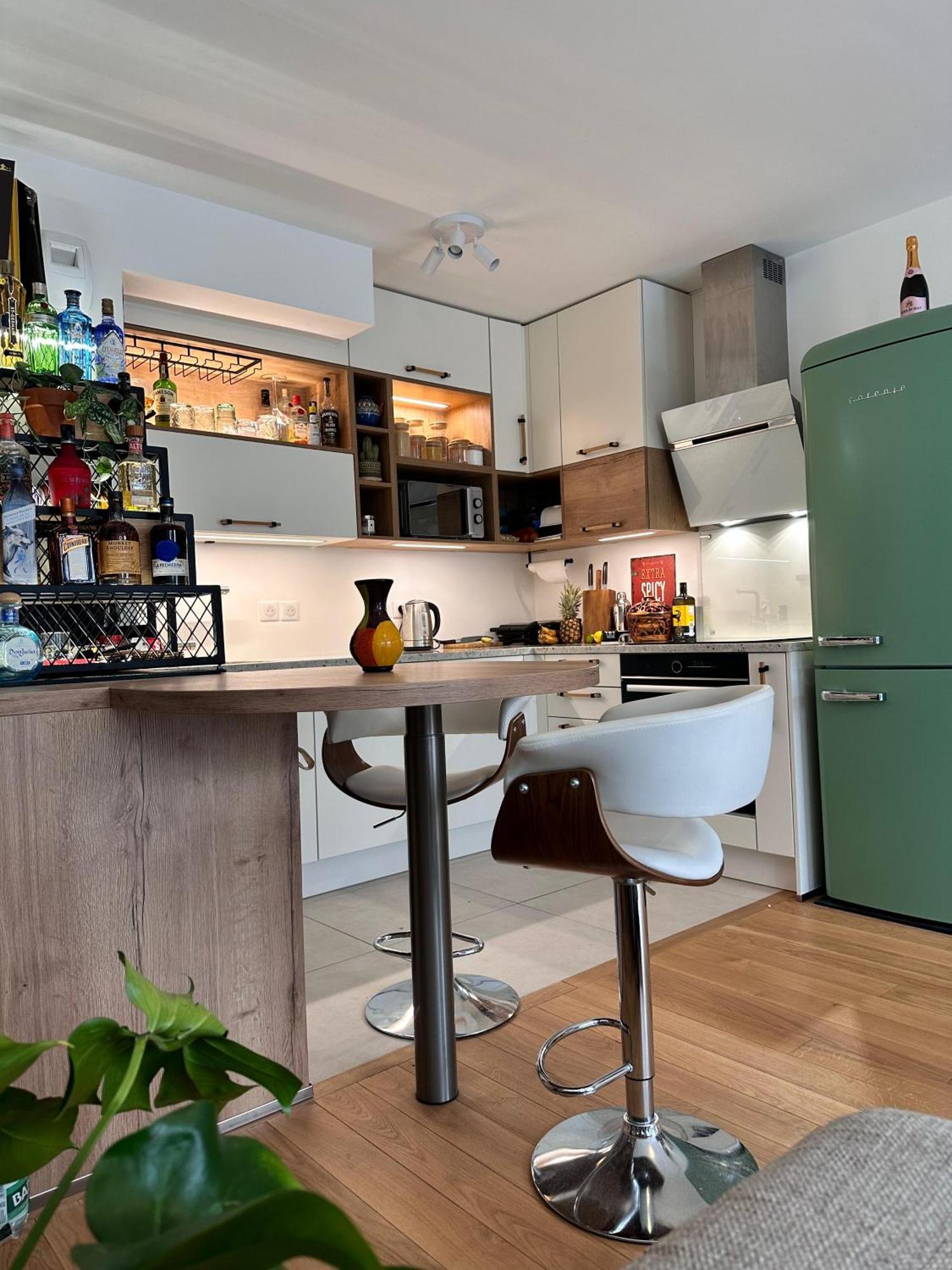 Cosy Summer Stay In Boho Style Apartment - 8 Mins From Paris Center - Garden And Underground Parking Clamart Exterior foto